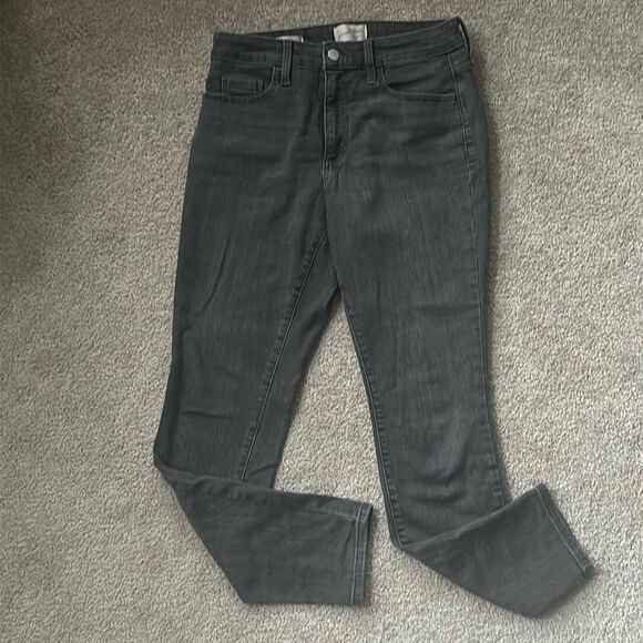 Universal Thread Goods Co. High Rise Skinny Jeans! - Picture 2 of 12